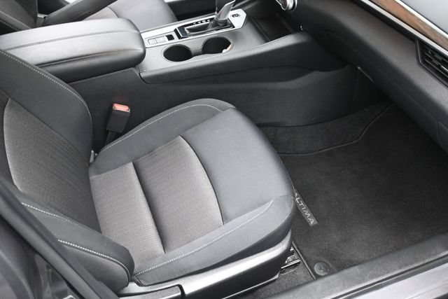 Used 2025 Nissan Altima 2.5 SV AWD/4WD image 42