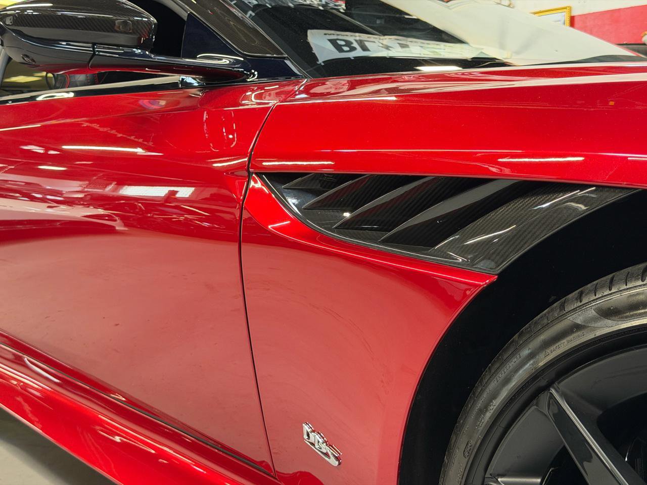 Used 2019 Aston Martin DBS Superleggera RWD image 21