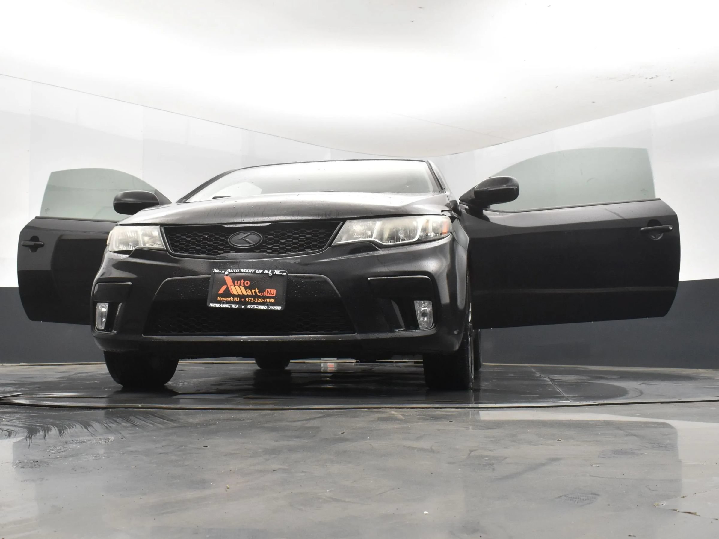 Used 2012 Kia Forte Koup SX w/ Leather Pkg FWD image 11