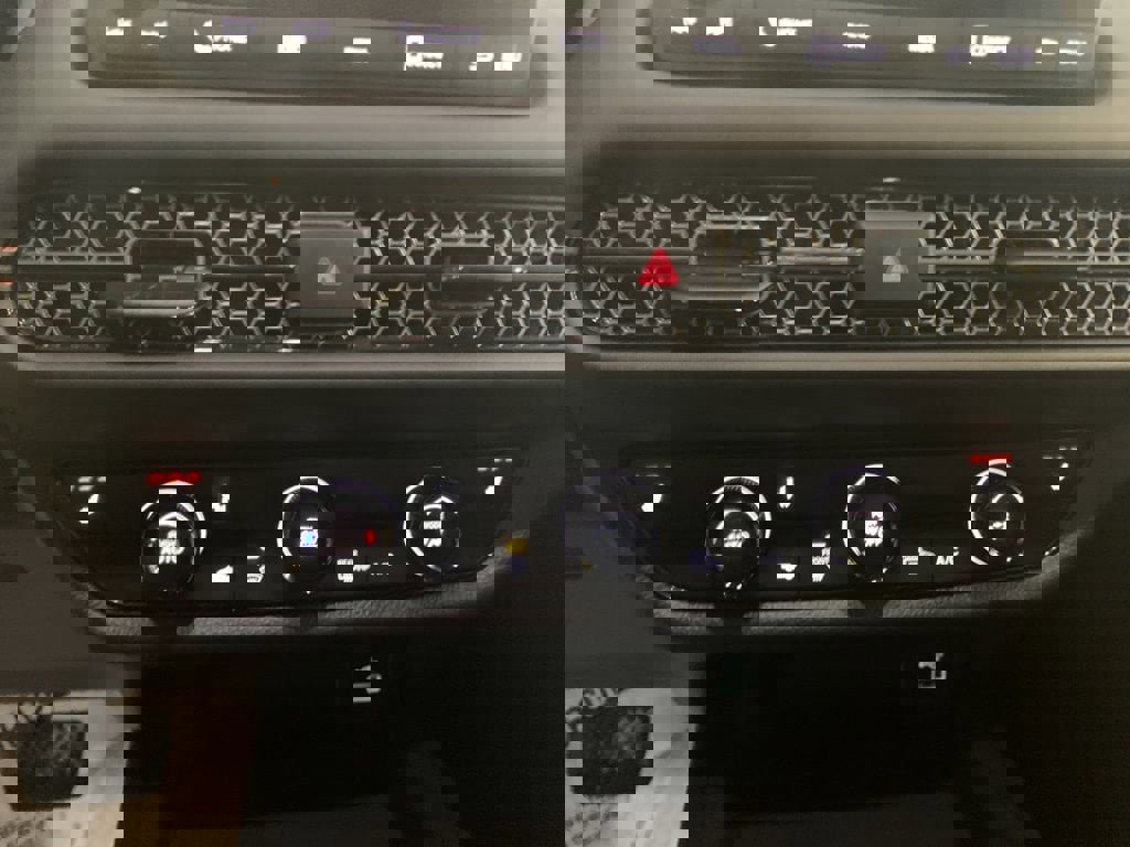 Used 2023 Honda HR-V Sport image 18