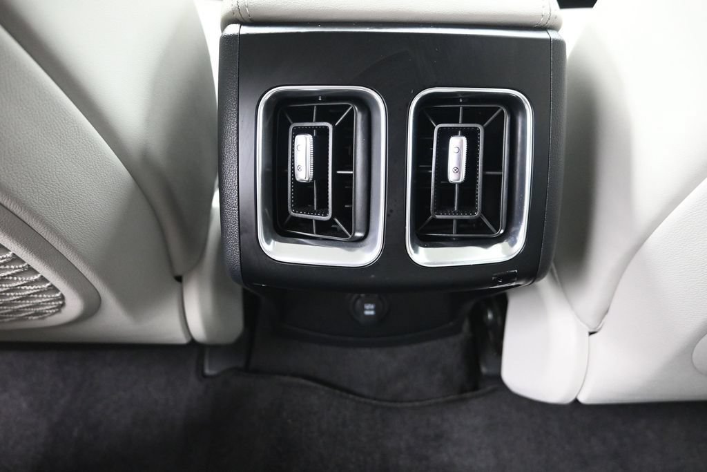 Certified 2026 Kia Sorento S AWD/4WD image 32