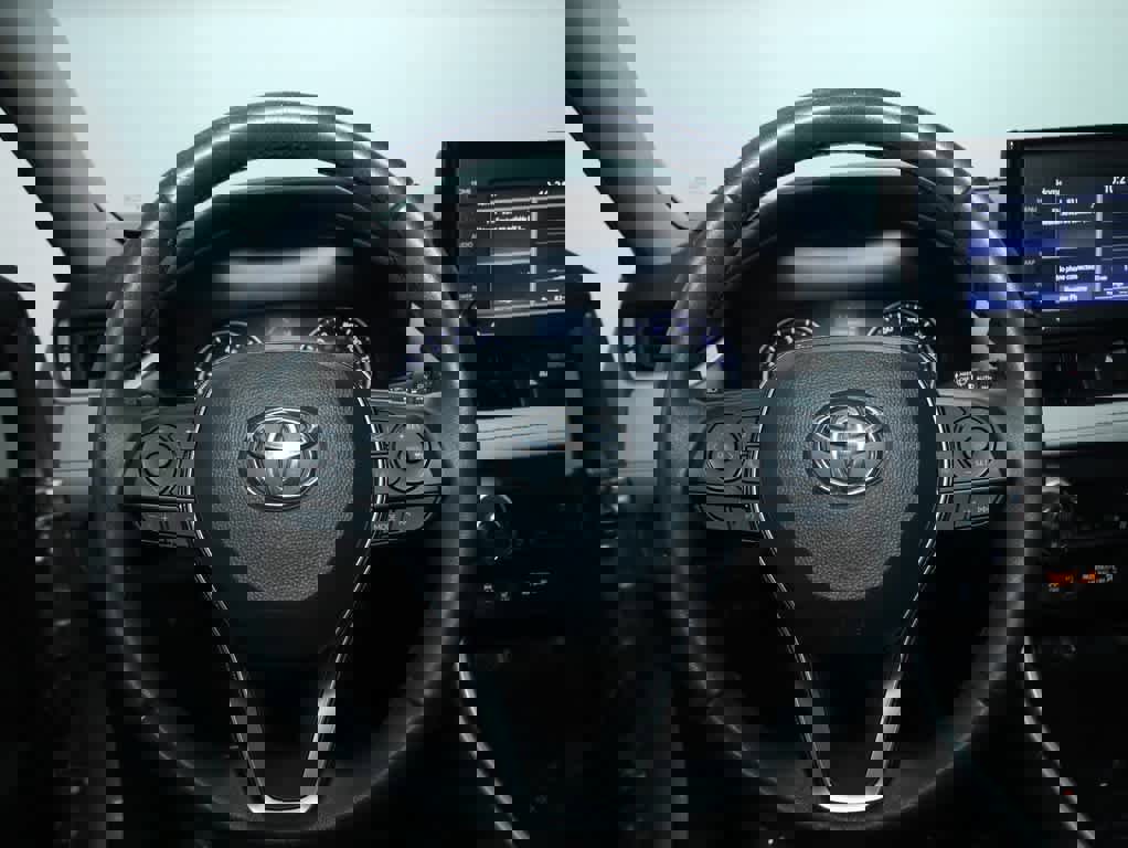 Certified 2020 Toyota RAV4 XLE image 20