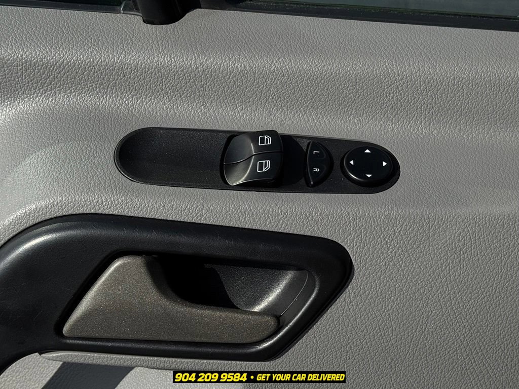 Used 2018 Mercedes-Benz Sprinter 2500 image 15