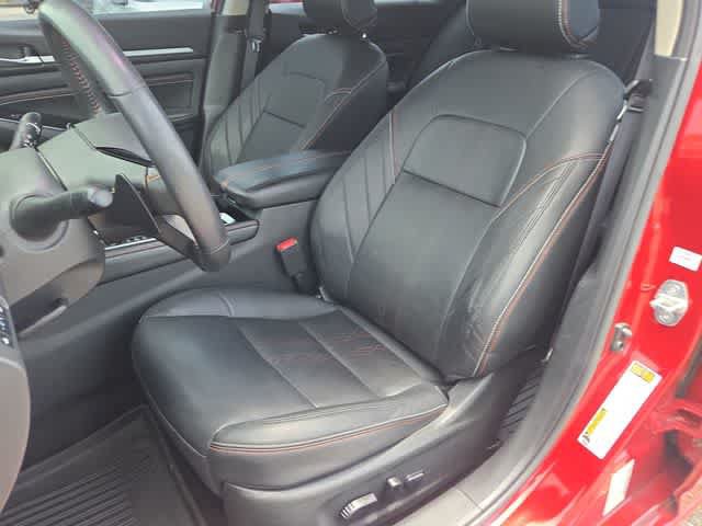 Used 2023 Nissan Altima 2.5 SR w/ SR Premium Package FWD image 18