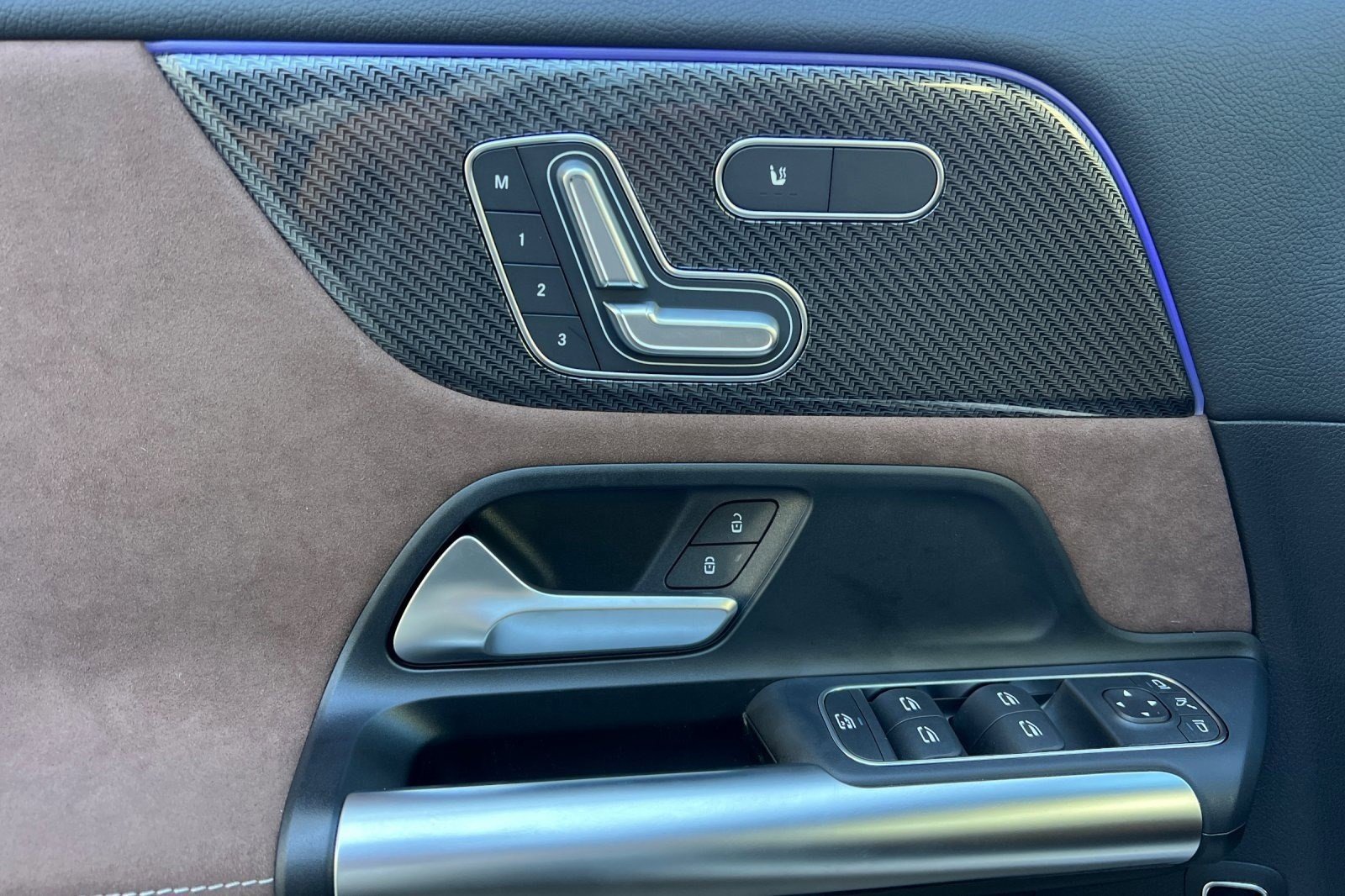 New 2026 Mercedes-Benz GLA 35 AMG 4MATIC image 12