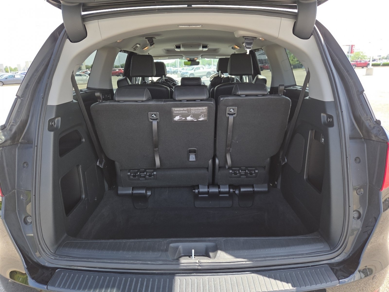 Used 2023 Honda Odyssey Touring image 21