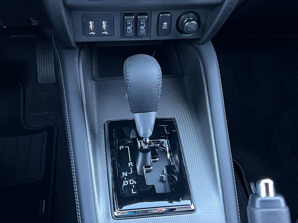 Used 2024 Mitsubishi Outlander Sport SEL image 17