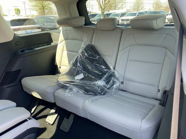 New 2026 Lincoln Navigator Reserve AWD/4WD image 8