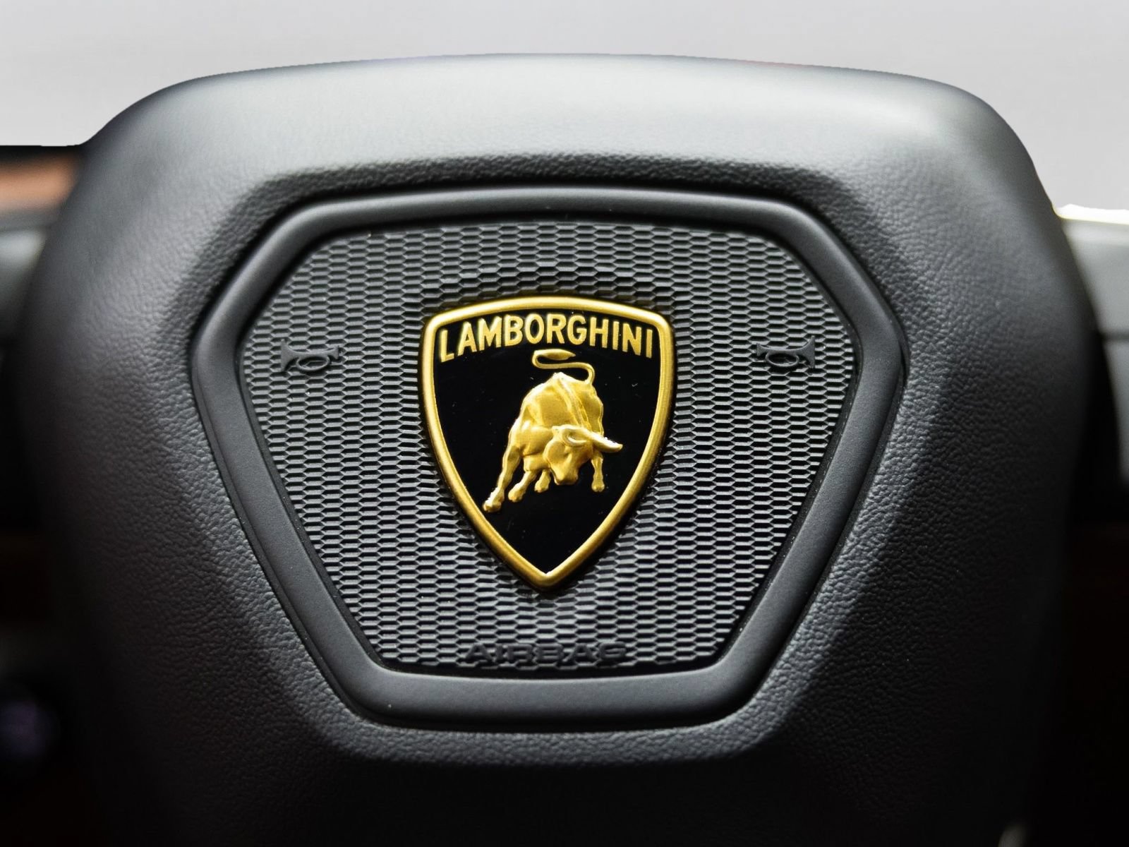 Used 2021 Lamborghini Urus AWD/4WD image 47