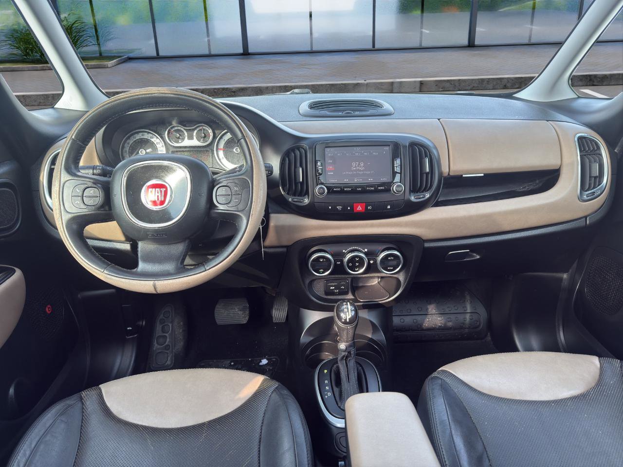 Used 2014 FIAT 500L Lounge image 13