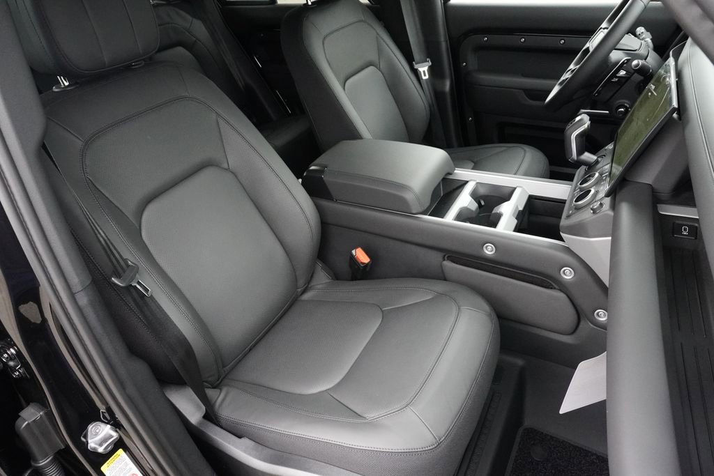 New 2026 Land Rover Defender 110 V8 image 24