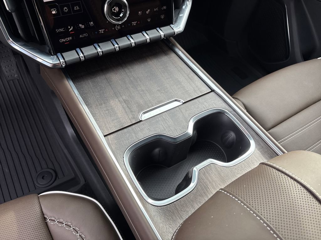 New 2026 GMC Acadia Denali Ultimate w/ LPO, Floor Liner Package FWD image 22