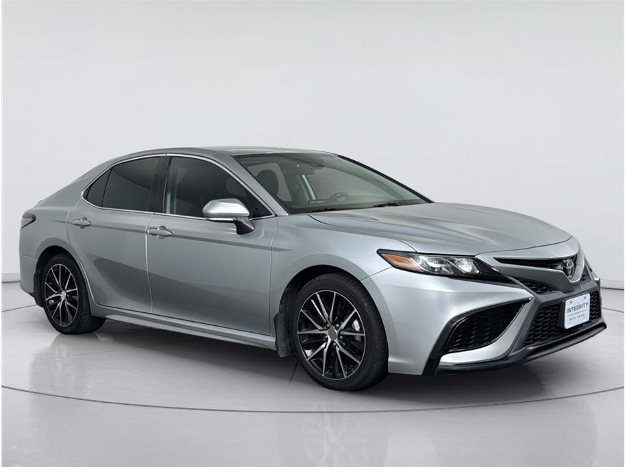 Used 2022 Toyota Camry SE w/ Carpet Mat Package (TMS) FWD image 7