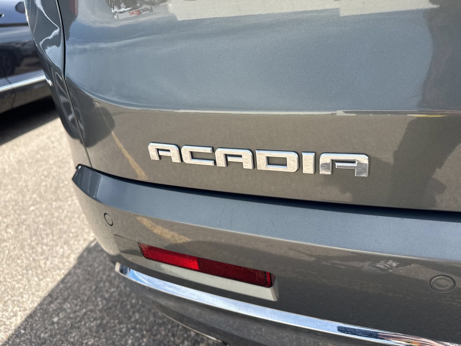Used 2018 GMC Acadia Denali AWD/4WD image 7