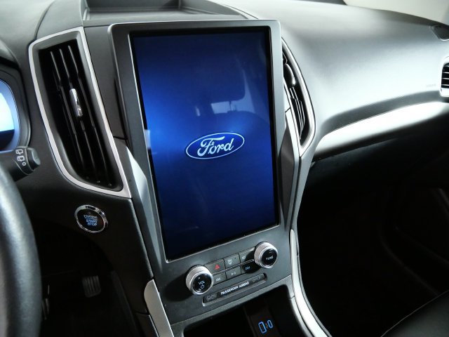 Certified 2024 Ford Edge SEL w/ Convenience Package AWD/4WD image 19