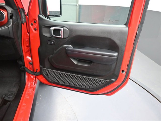Used 2018 Jeep Wrangler Unlimited Rubicon w/ Dual Top Group image 11