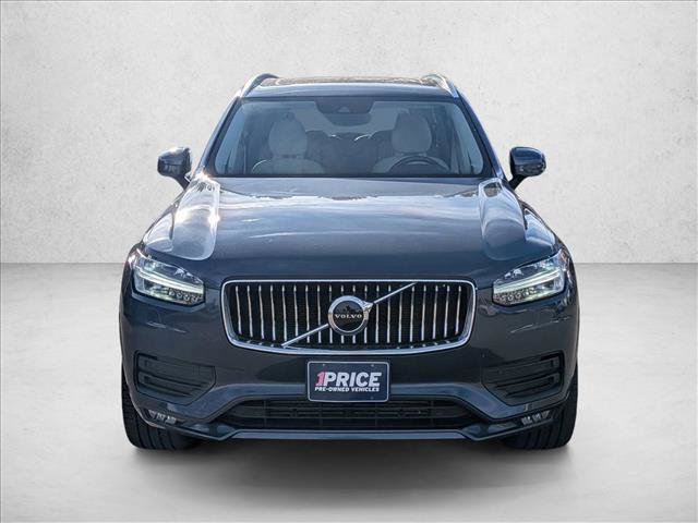 Used 2022 Volvo XC90 T5 Momentum w/ Climate Package image 2