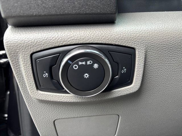 Used 2021 Ford F550 4x4 Regular Cab Super Duty w/ Power Equipment Group image 14