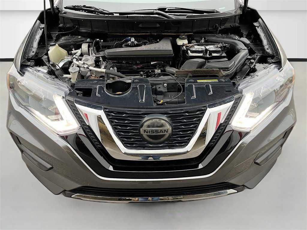 Used 2020 Nissan Rogue SV w/ Premium Package image 31