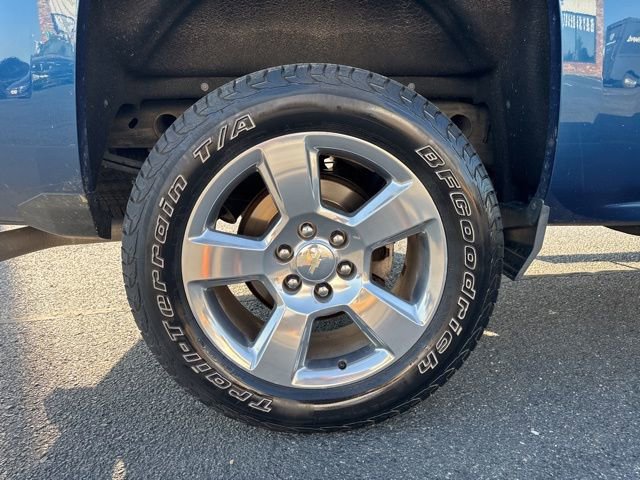 Used 2017 Chevrolet Silverado 1500 LT w/ All Star Edition image 4