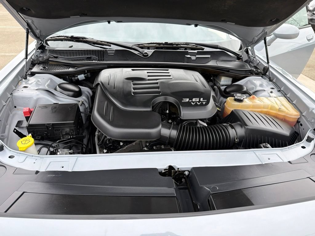 Used 2021 Dodge Challenger SXT RWD image 14