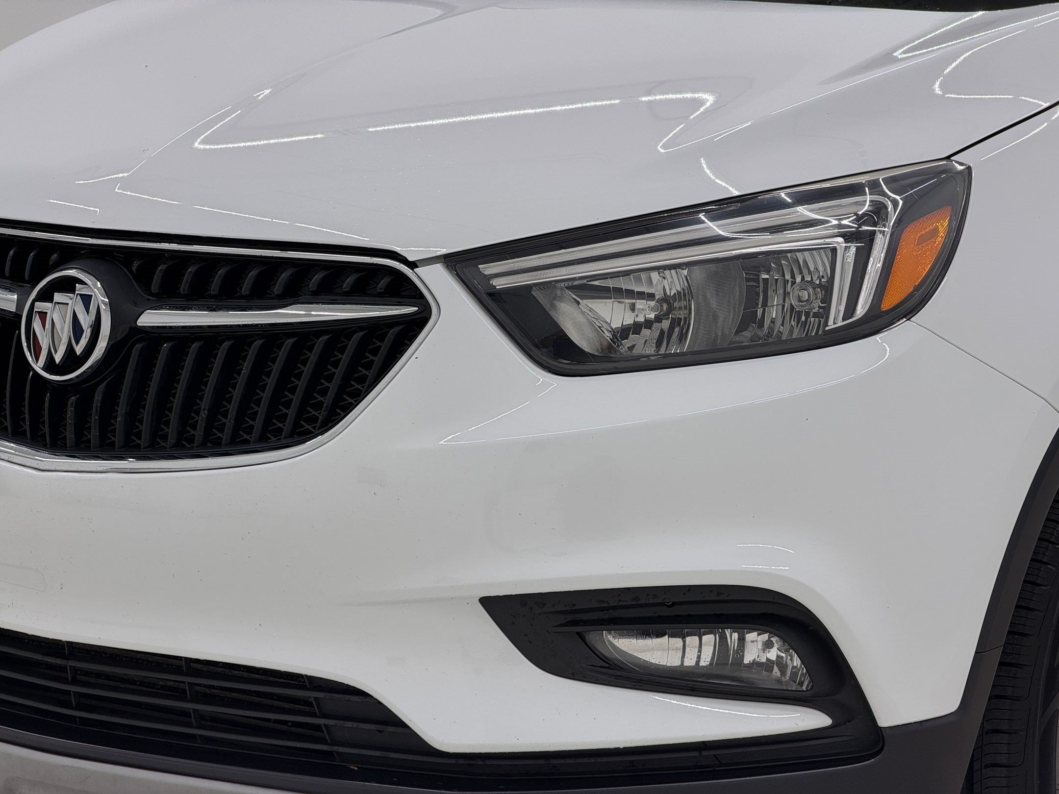 Used 2019 Buick Encore Sport Touring FWD image 11