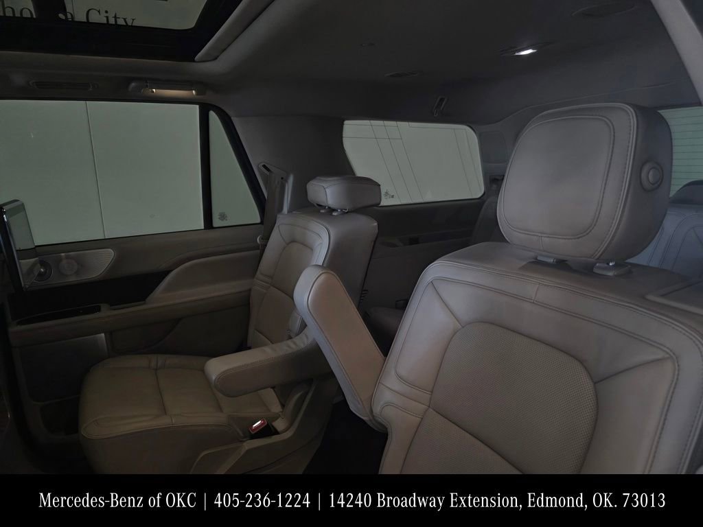 Used 2019 Lincoln Navigator Reserve w/ Cargo Package AWD/4WD image 14