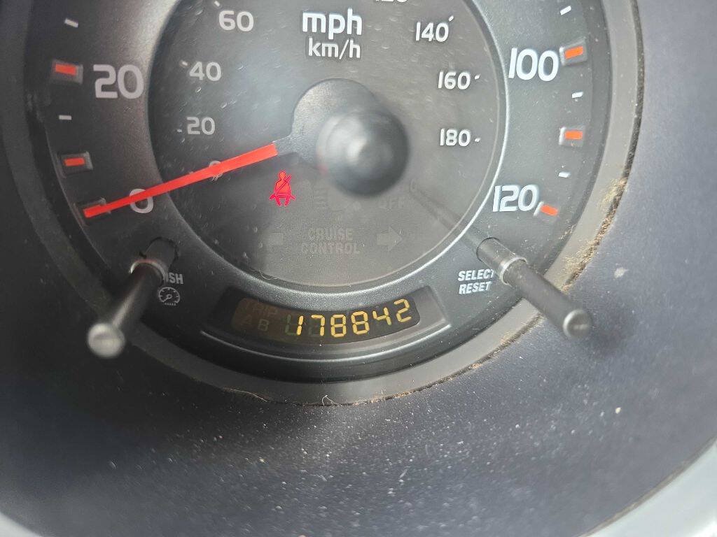 Used 2004 Honda Element EX image 11
