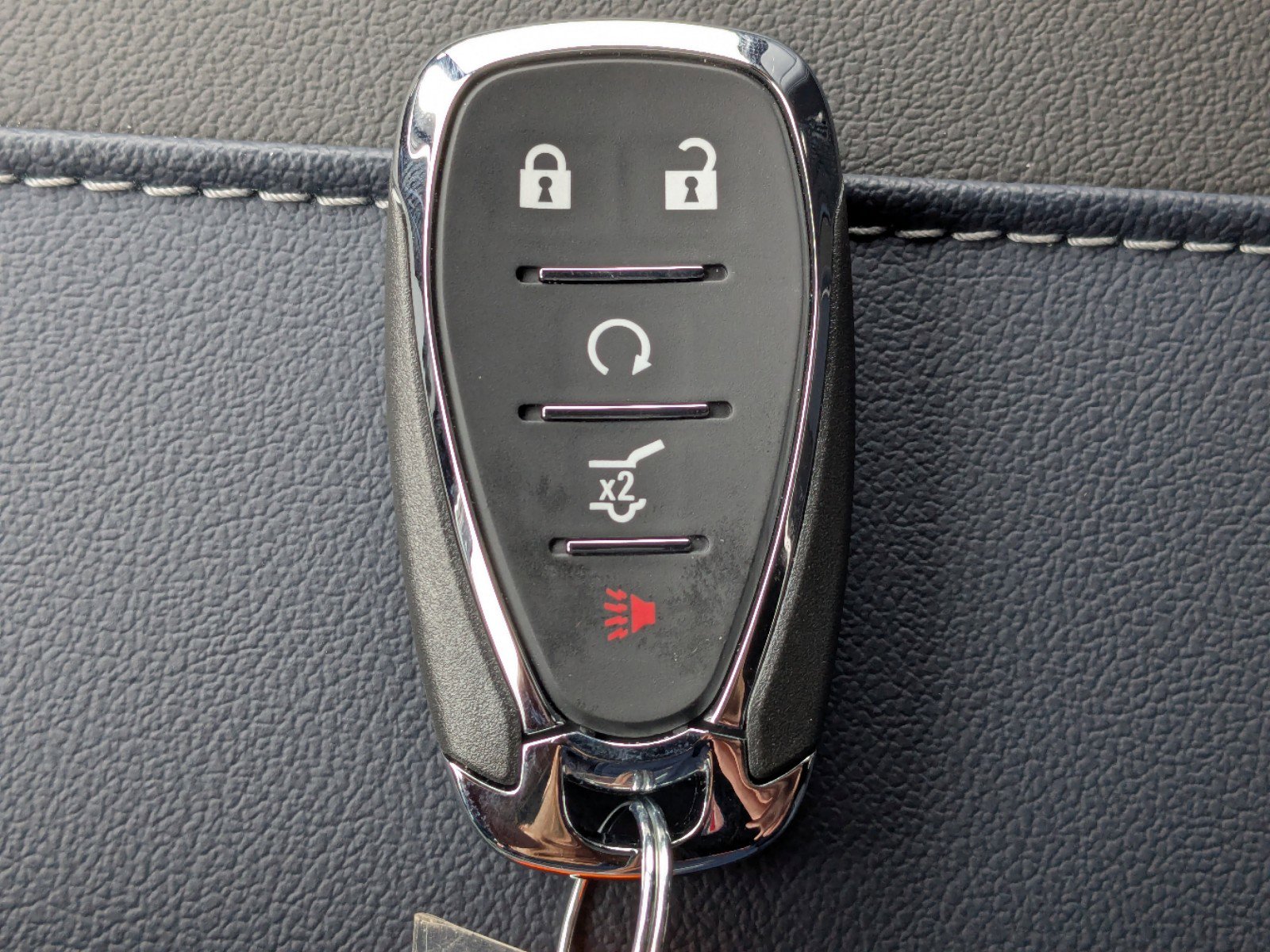 New 2025 Chevrolet Blazer RS w/ Driver Confidence II Package image 17