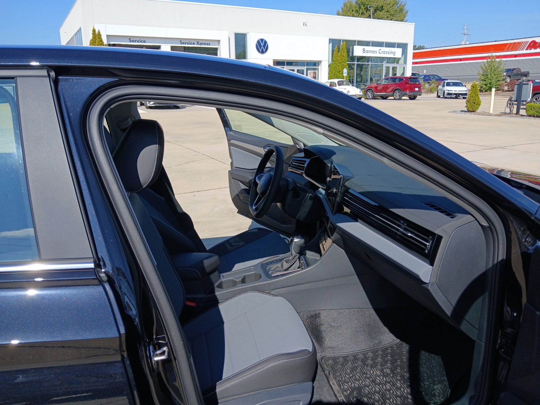 New 2027 Volkswagen Jetta SE FWD image 24