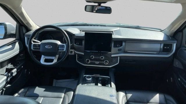 Used 2024 Ford Expedition Max XLT AWD/4WD image 15