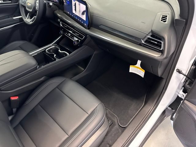 New 2027 Chevrolet Traverse LT w/ Driver Confidence Package AWD/4WD image 38