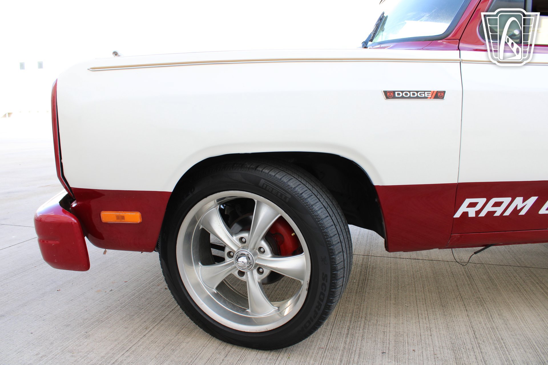 Used 1992 Dodge Ramcharger 2WD image 40