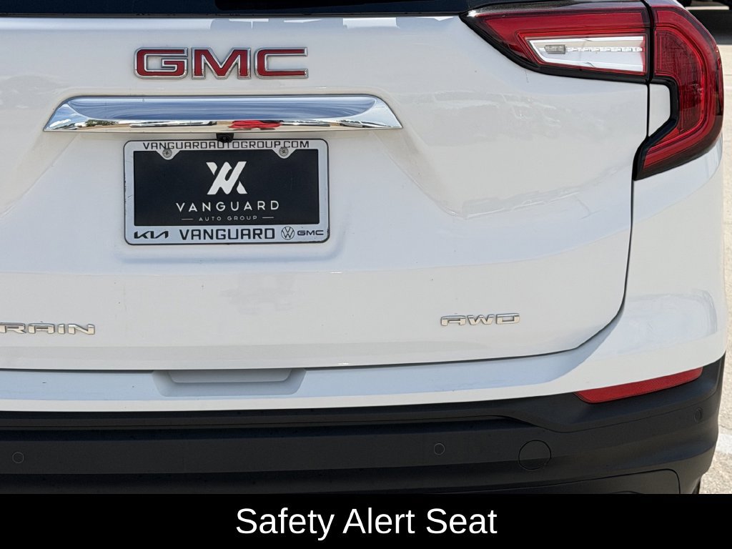 Used 2024 GMC Terrain SLE AWD/4WD image 8