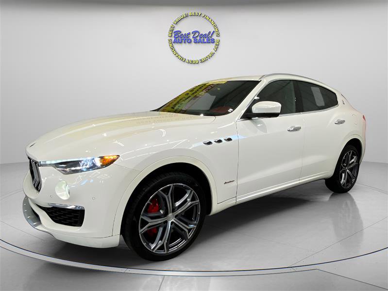 Used 2019 Maserati Levante S GranLusso image 3