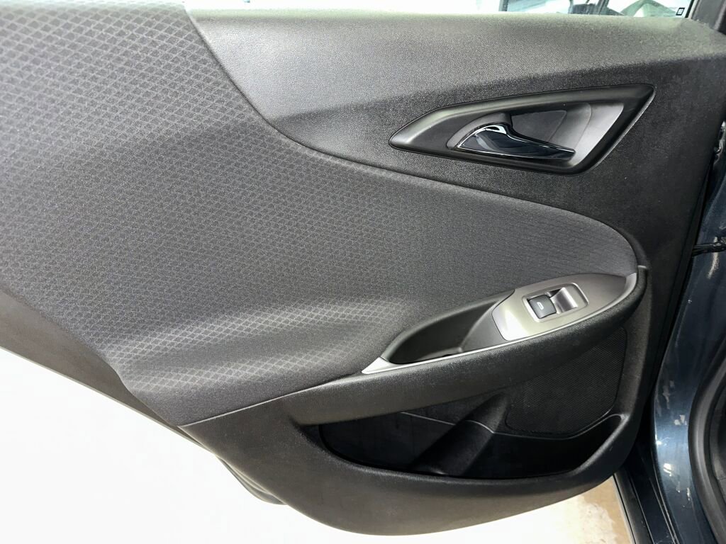 Used 2019 Chevrolet Malibu RS w/ LPO, Convenience Package 1 image 14