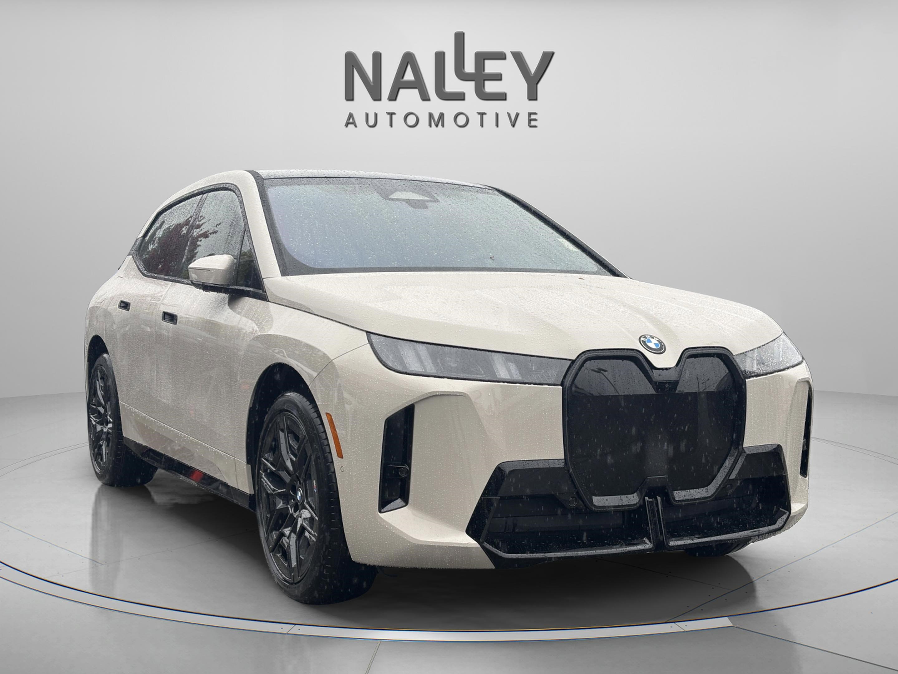 New 2026 BMW iX xDrive60 w/ M Sport Package image 5