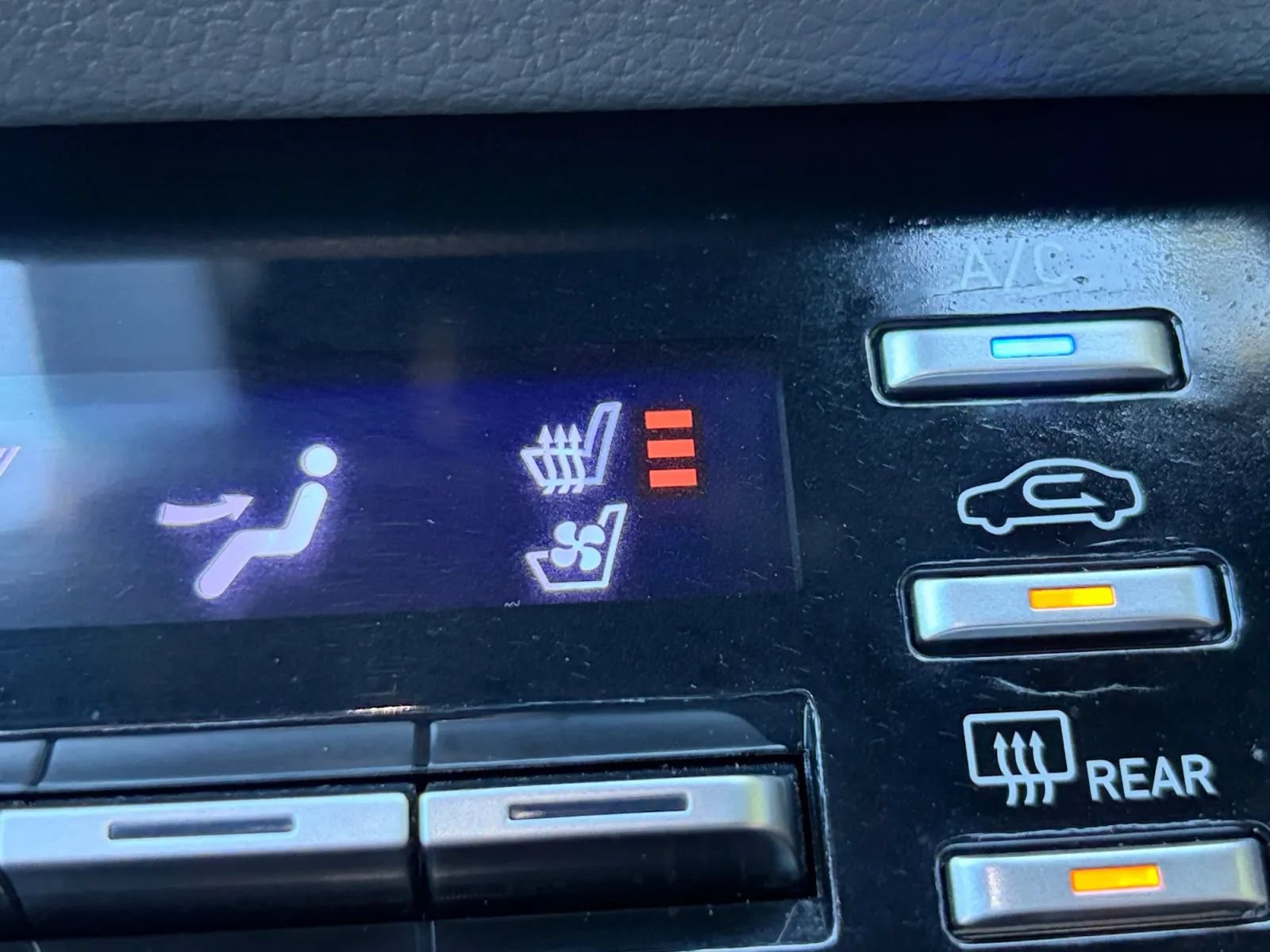 Used 2020 Hyundai Sonata Limited FWD image 25