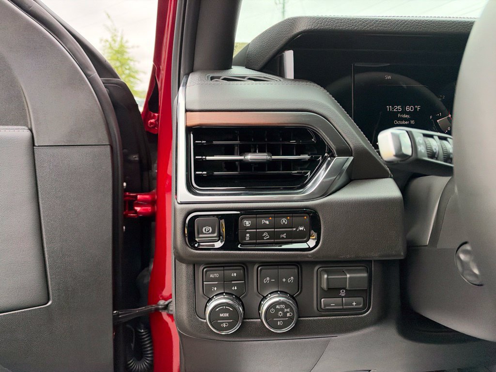 New 2027 GMC Yukon XL Denali w/ Denali Reserve Package AWD/4WD image 14