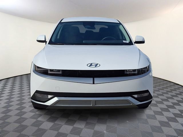Used 2024 Hyundai Ioniq 5 SE image 2