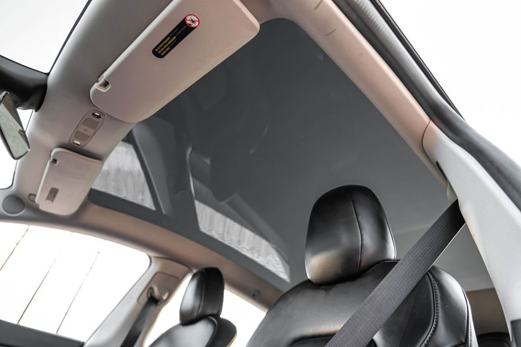 Used 2021 Tesla Model Y 2WD image 24