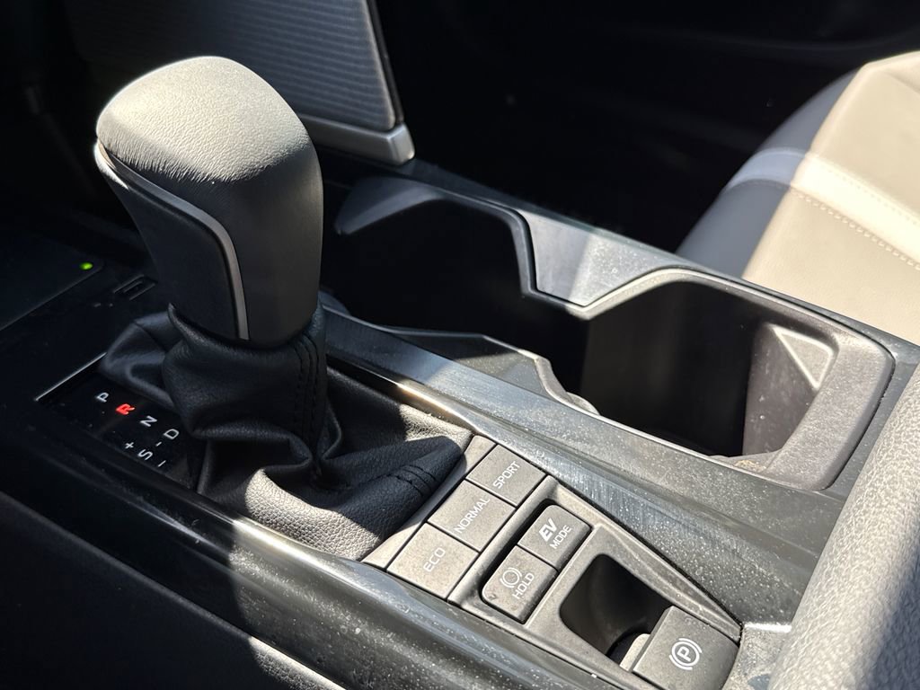 Used 2025 Toyota Camry SE w/ Multimedia Upgrade Package FWD image 25