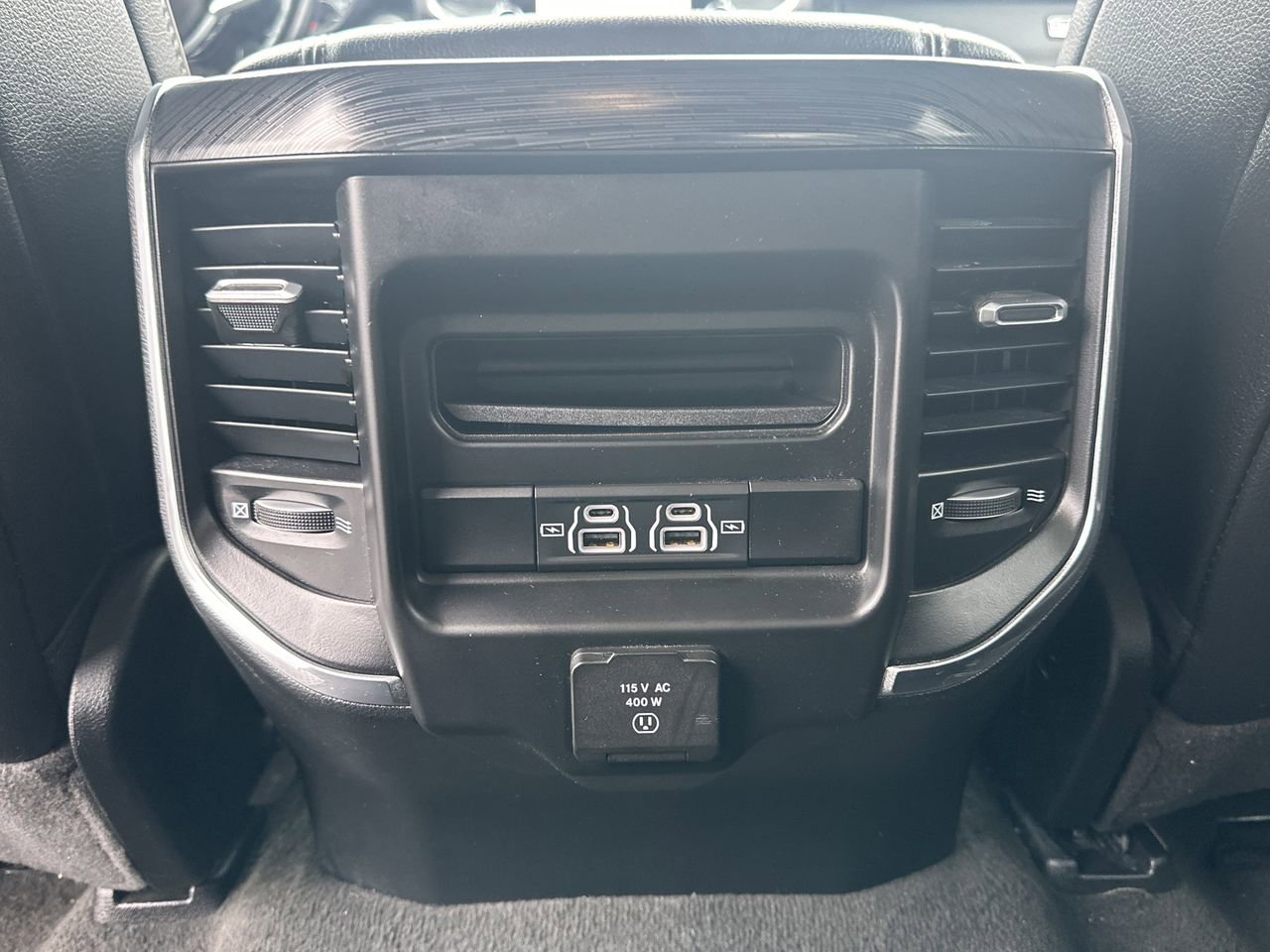 Used 2023 RAM 1500 Laramie image 25