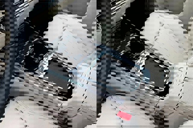 Certified 2025 Mercedes-Benz GLA 250 4MATIC image 21