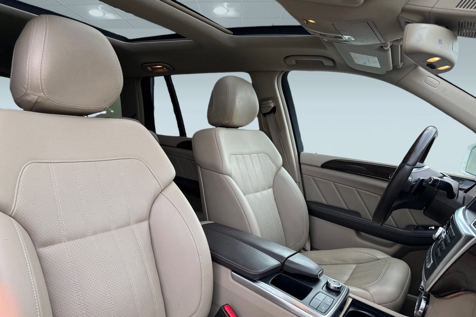 Used 2016 Mercedes-Benz GL 450 GL 450 image 31