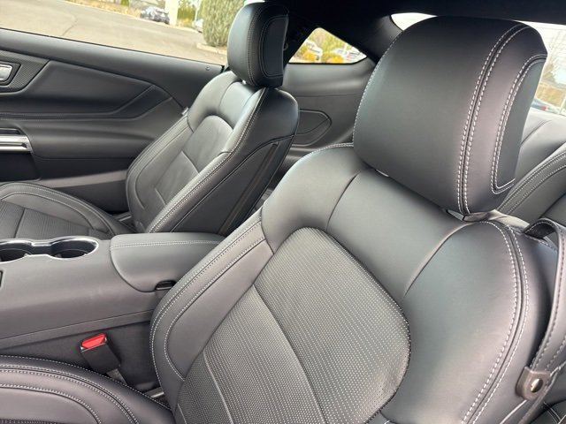 Used 2025 Ford Mustang Premium image 19