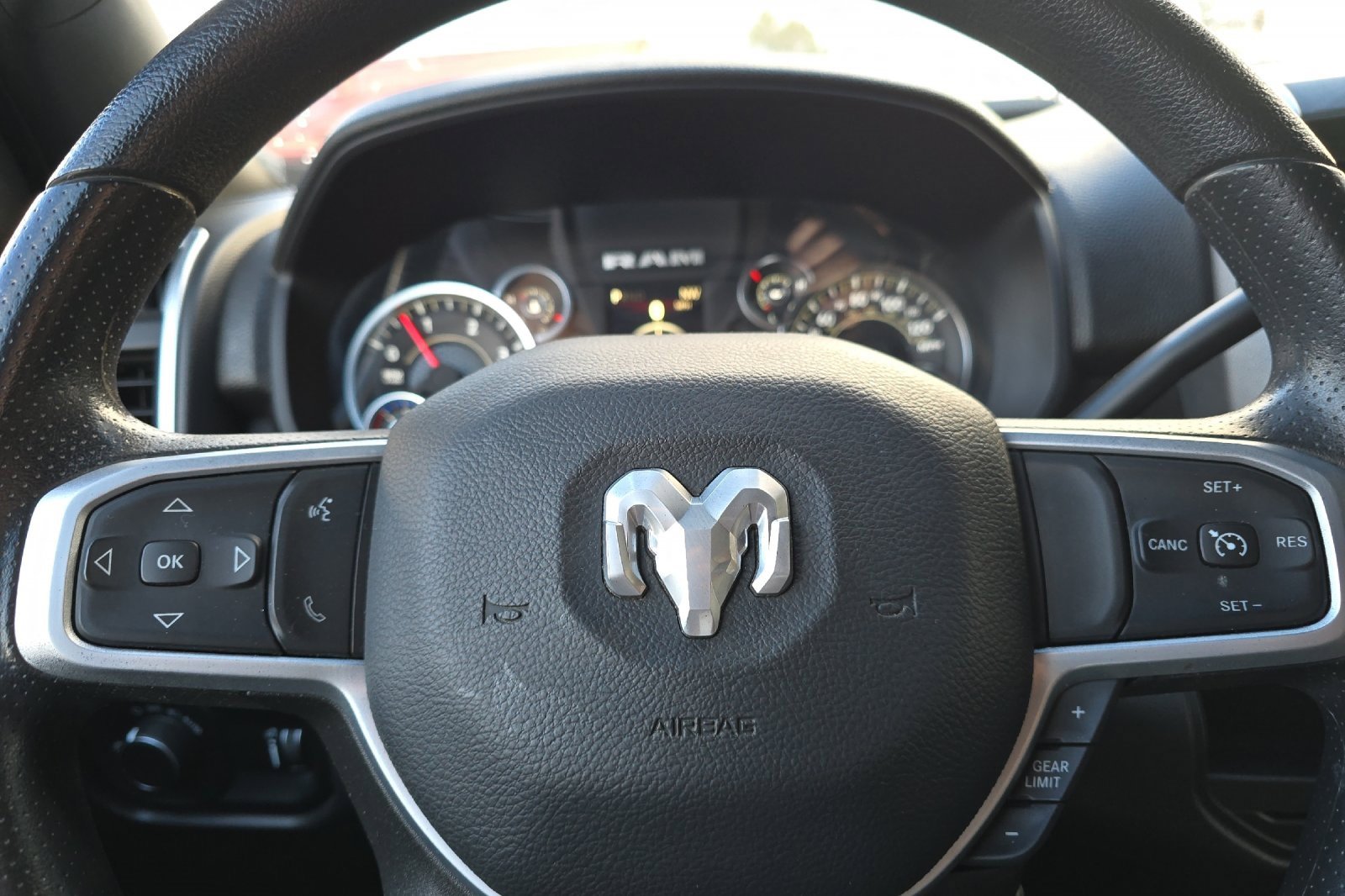 Used 2024 RAM 3500 SLT w/ Quick Order Package 2YG SLT image 28