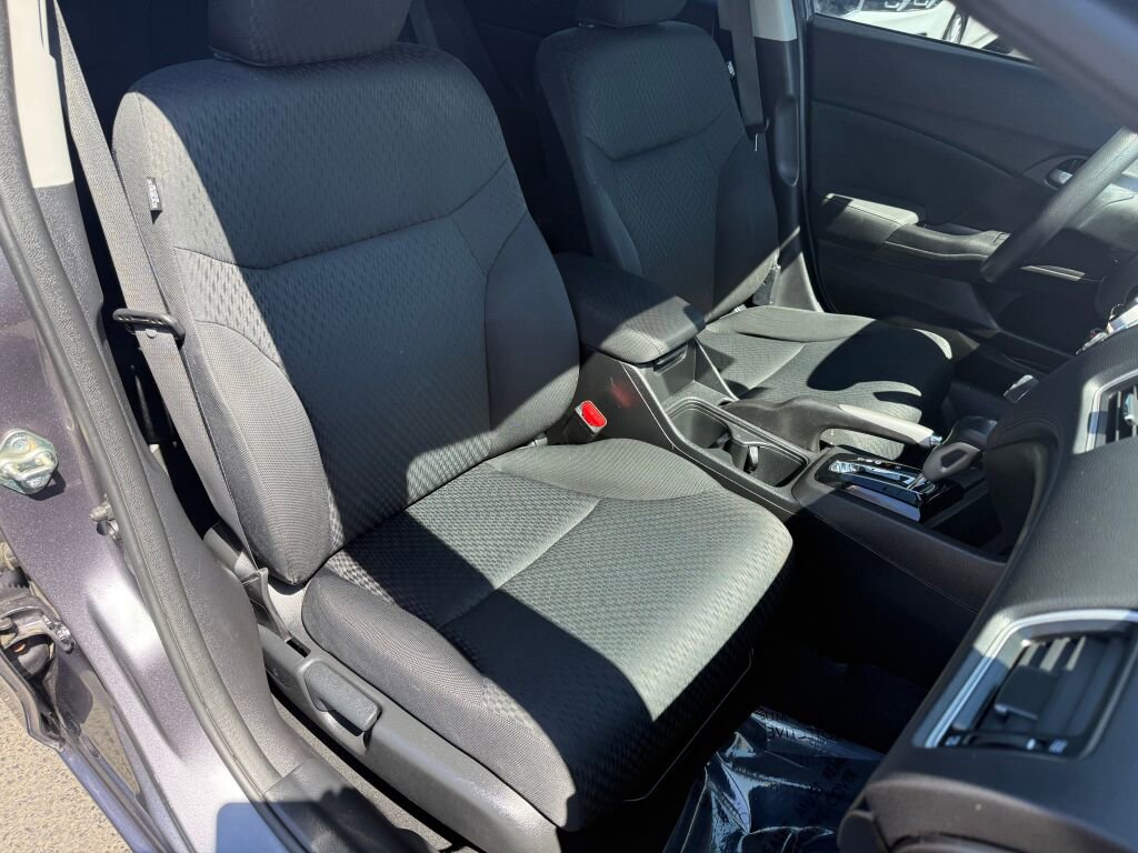 Used 2015 Honda Civic LX image 28