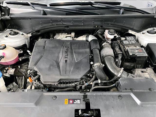 Used 2024 Hyundai Santa Fe Calligraphy FWD image 11