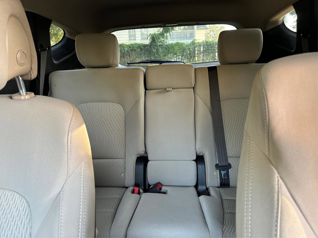 Used 2017 Hyundai Santa Fe Sport FWD image 40